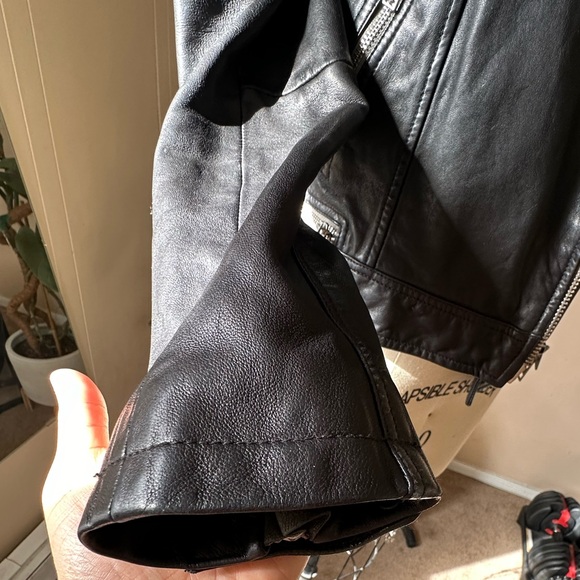 All Saints Leather CONROY Jacket: US 8 in “LIKE NEW CONDITION”. - Picture 8 of 11